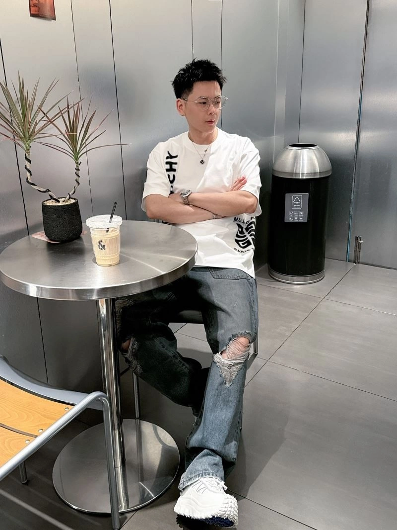 Givenchy T-Shirts Comfortable 123713