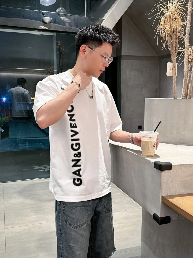 Givenchy T-Shirts Comfortable 123713