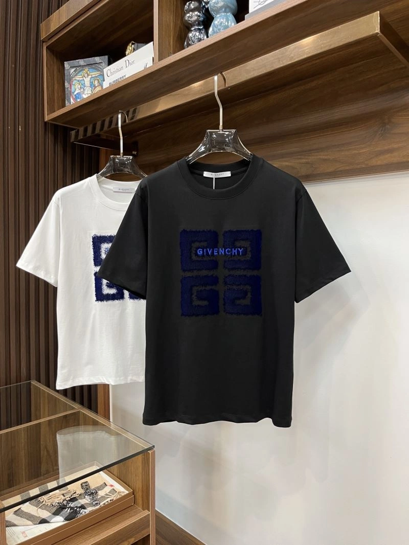 Givenchy T-Shirts Durable 123700