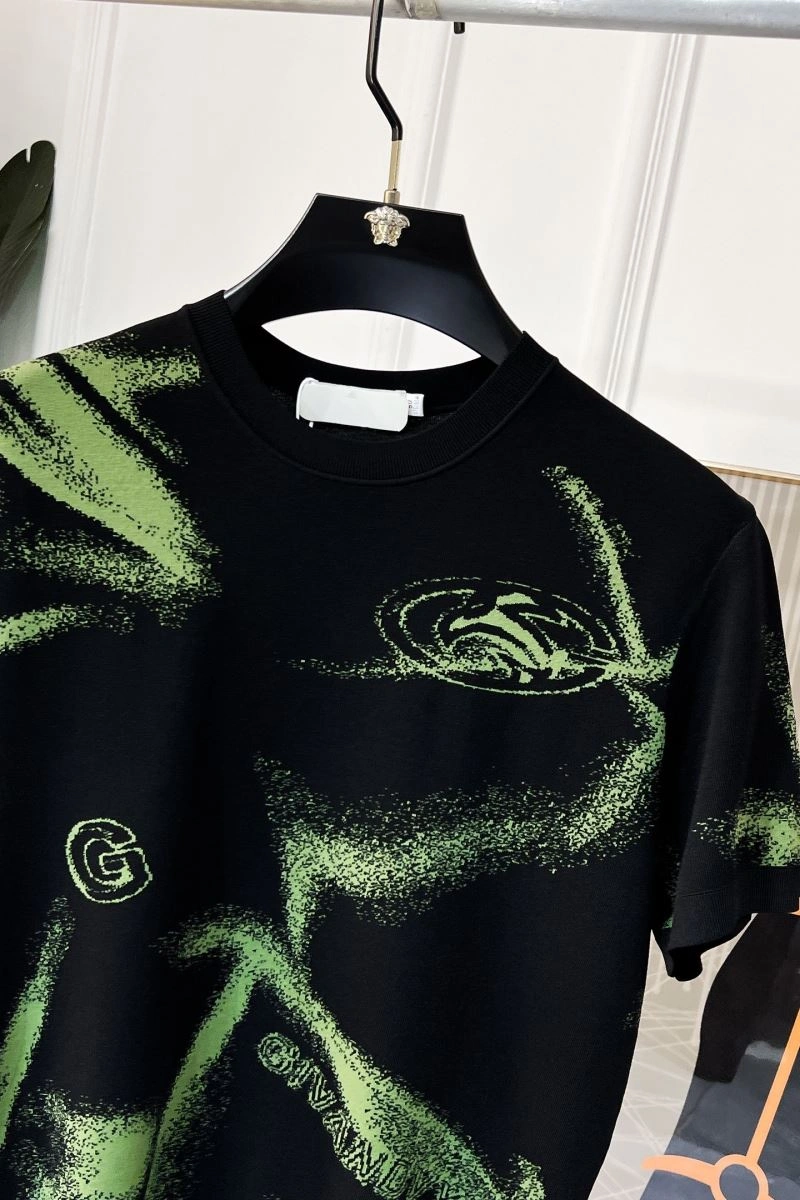 ZipUp Givenchy T-Shirts 123718
