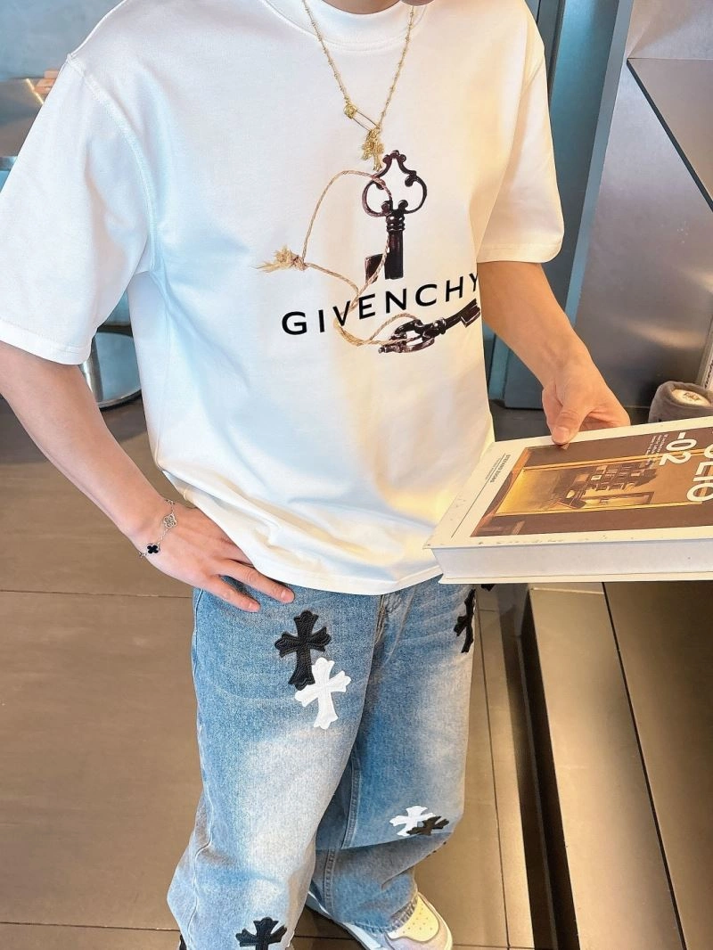 Givenchy T-Shirts Trendsetting 123696