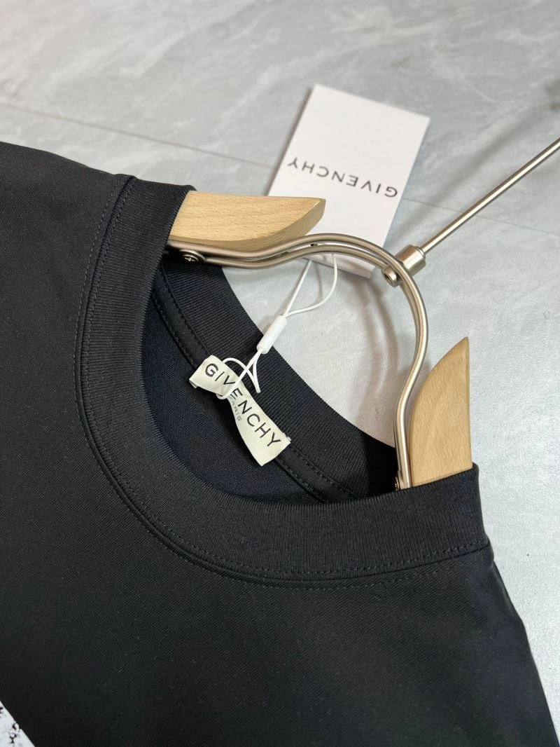 Attractive Givenchy T-Shirts 123691