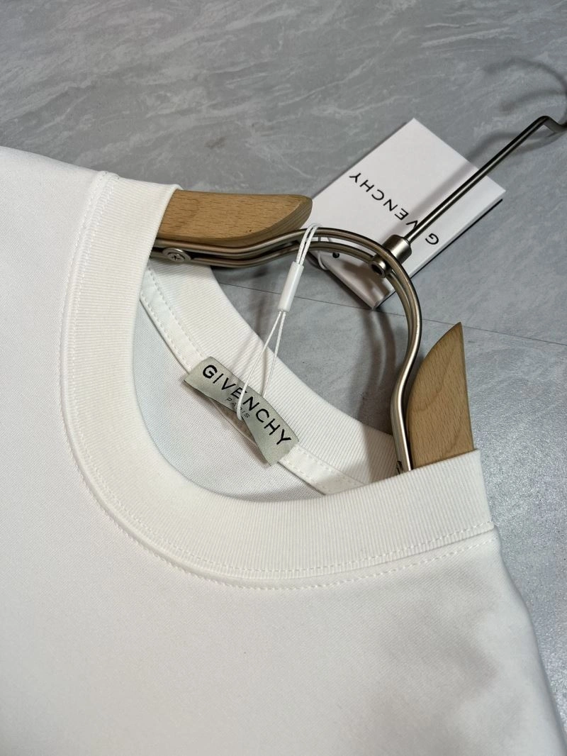 Givenchy T-Shirts Breathable 123692