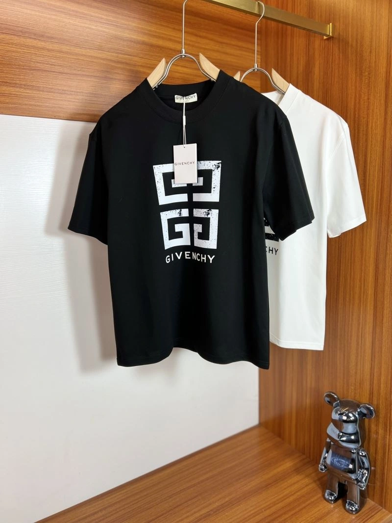 Givenchy T-Shirts Breathable 123692