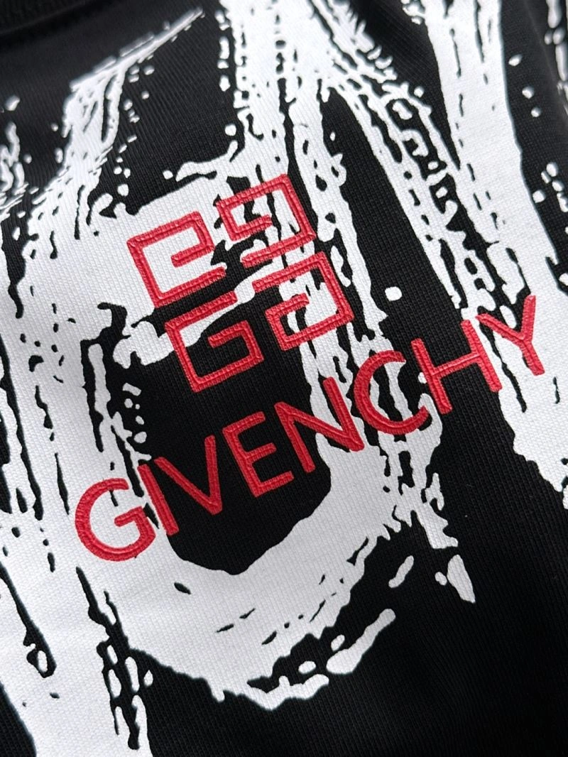 FlexibleFit Givenchy T-Shirts 123690