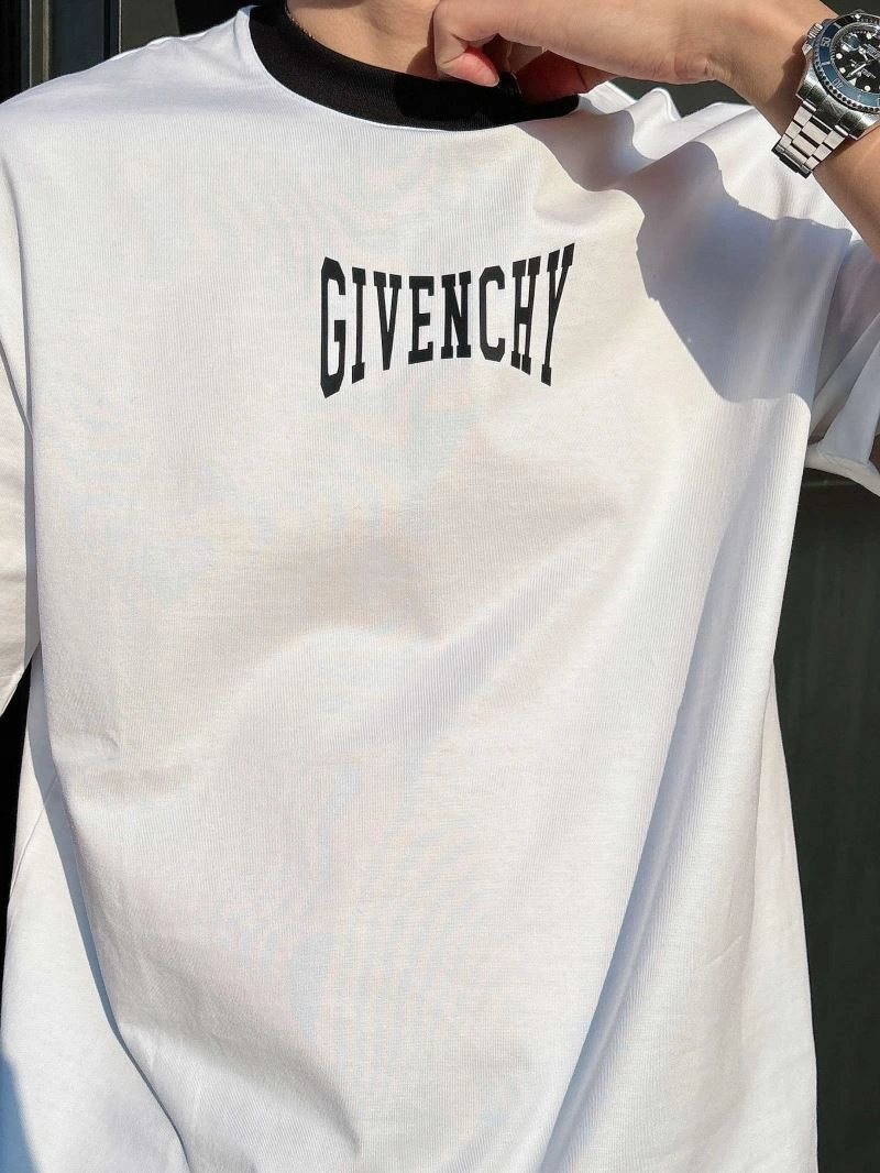 Givenchy T-Shirts UrbanChic 123688