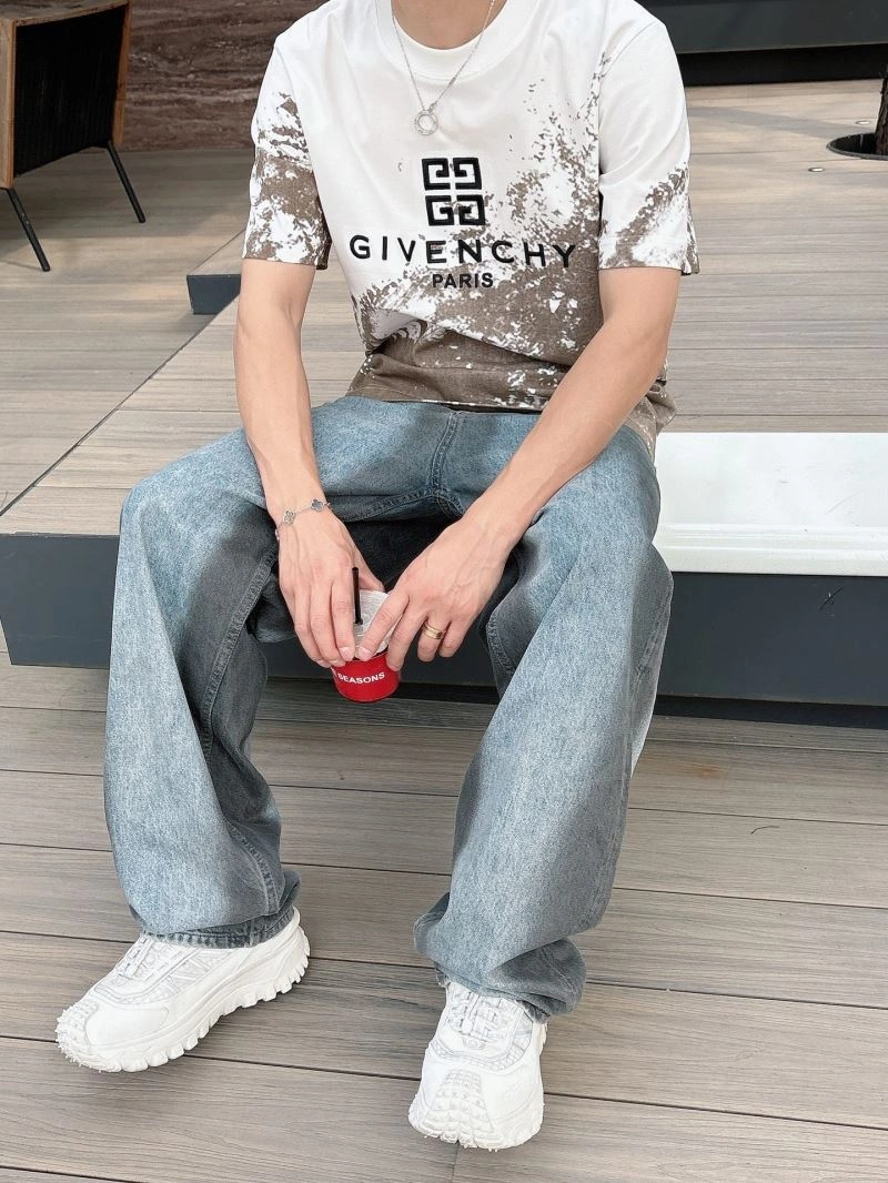 Cozy Givenchy T-Shirts 123685