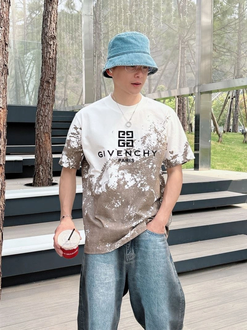Cozy Givenchy T-Shirts 123685