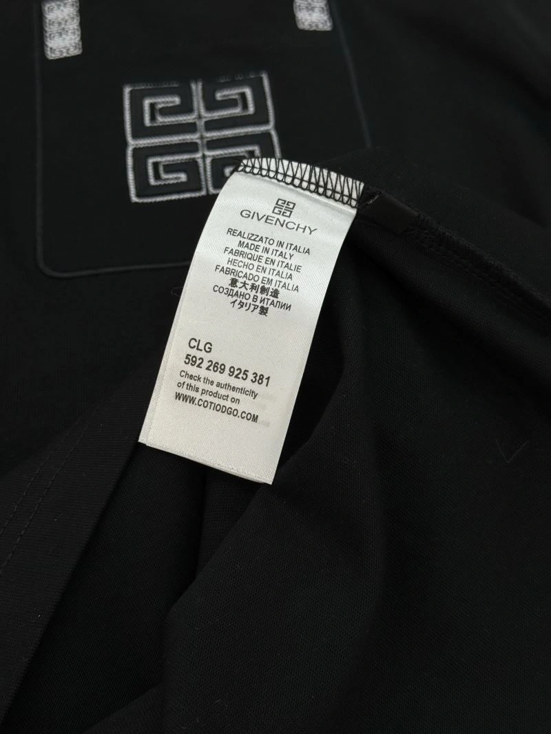 Vibrant Givenchy T-Shirts 123681