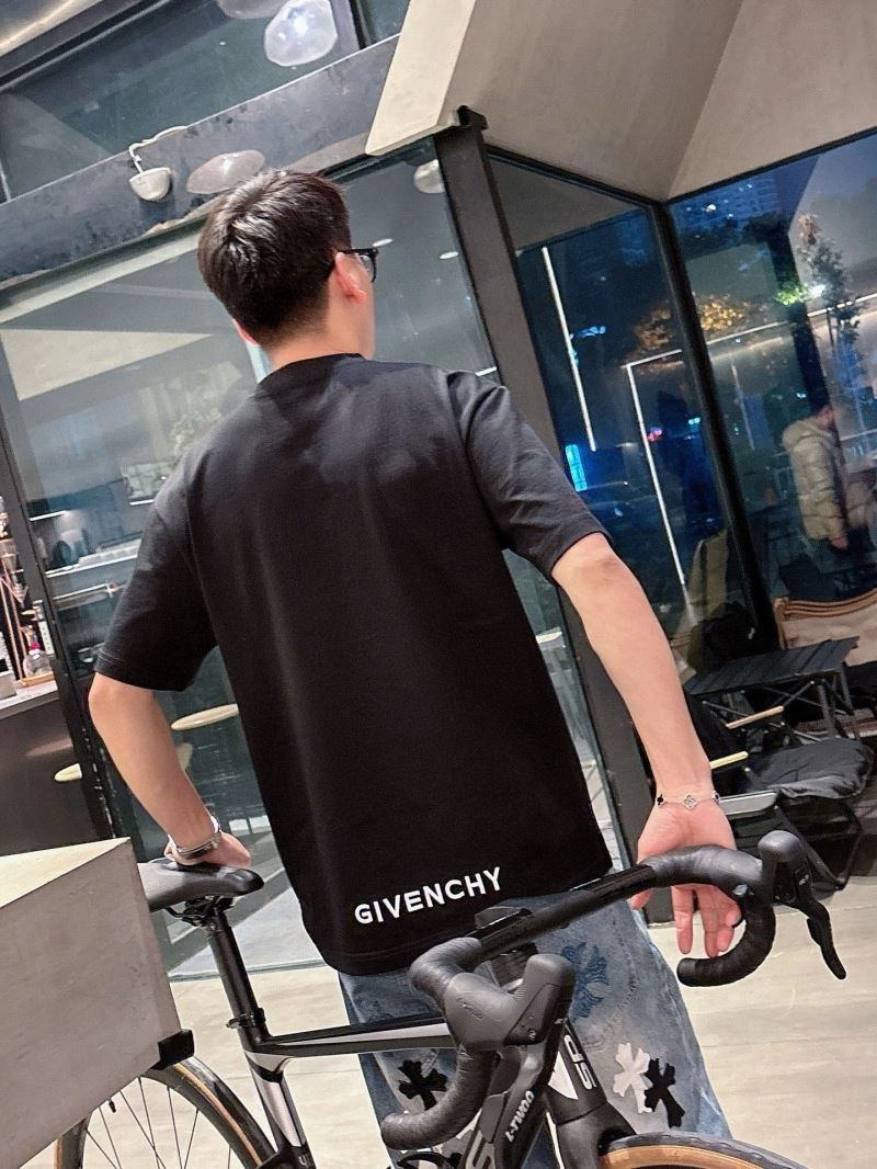 Vibrant Givenchy T-Shirts 123681