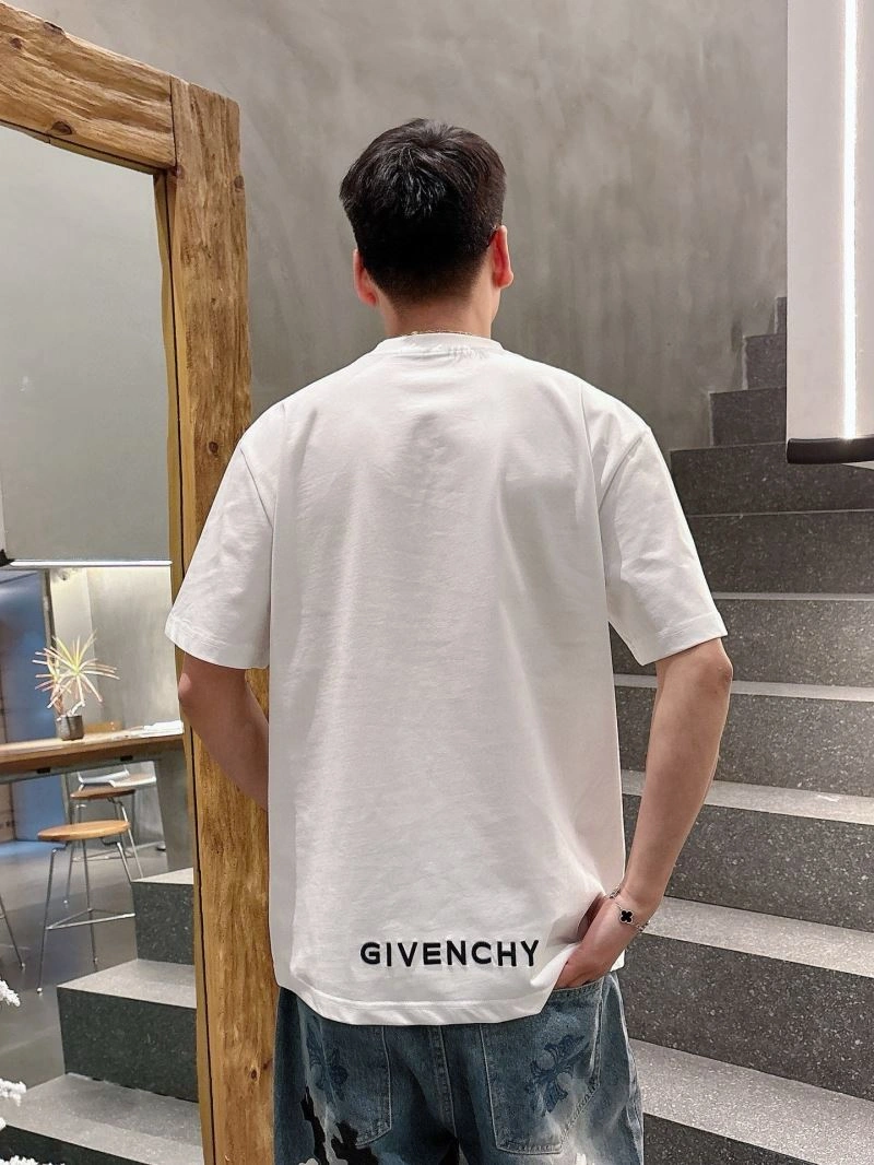 Vibrant Givenchy T-Shirts 123681