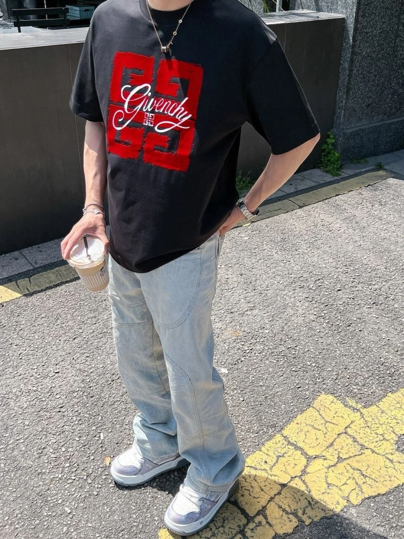Popular Givenchy T-Shirts 123679