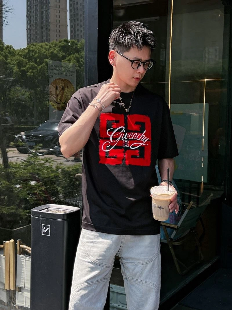 Popular Givenchy T-Shirts 123679