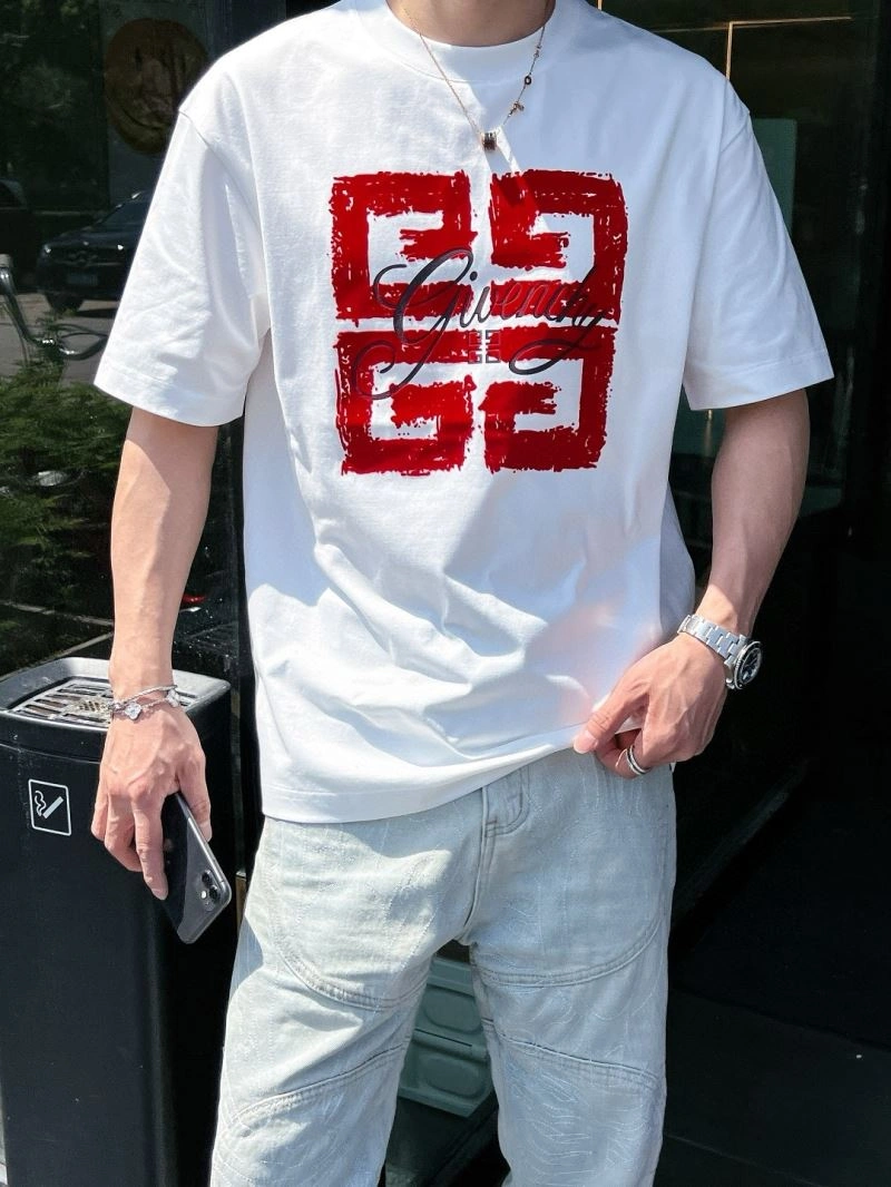 Givenchy T-Shirts EasyMatch 123680