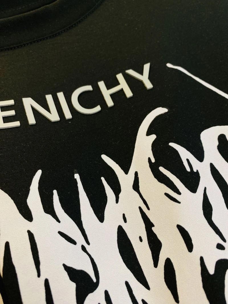 Givenchy T-Shirts EasyMatch 123675