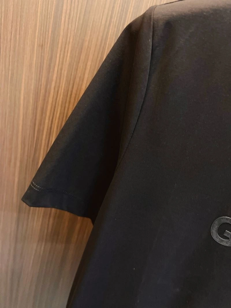 Lightweight Givenchy T-Shirts 123674