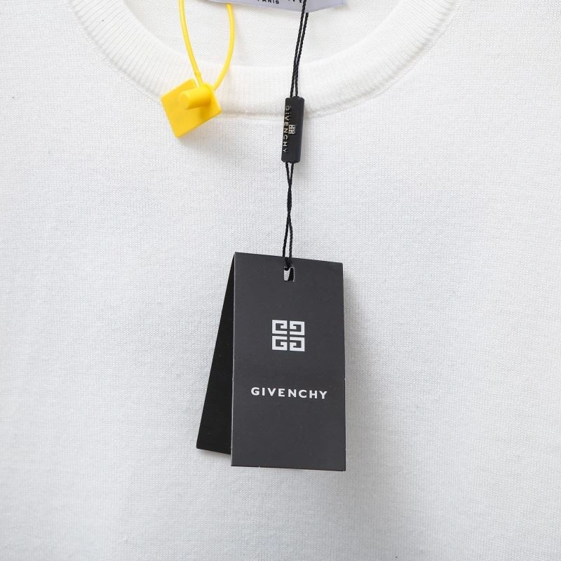 MoistureWicking Givenchy T-Shirts 123665