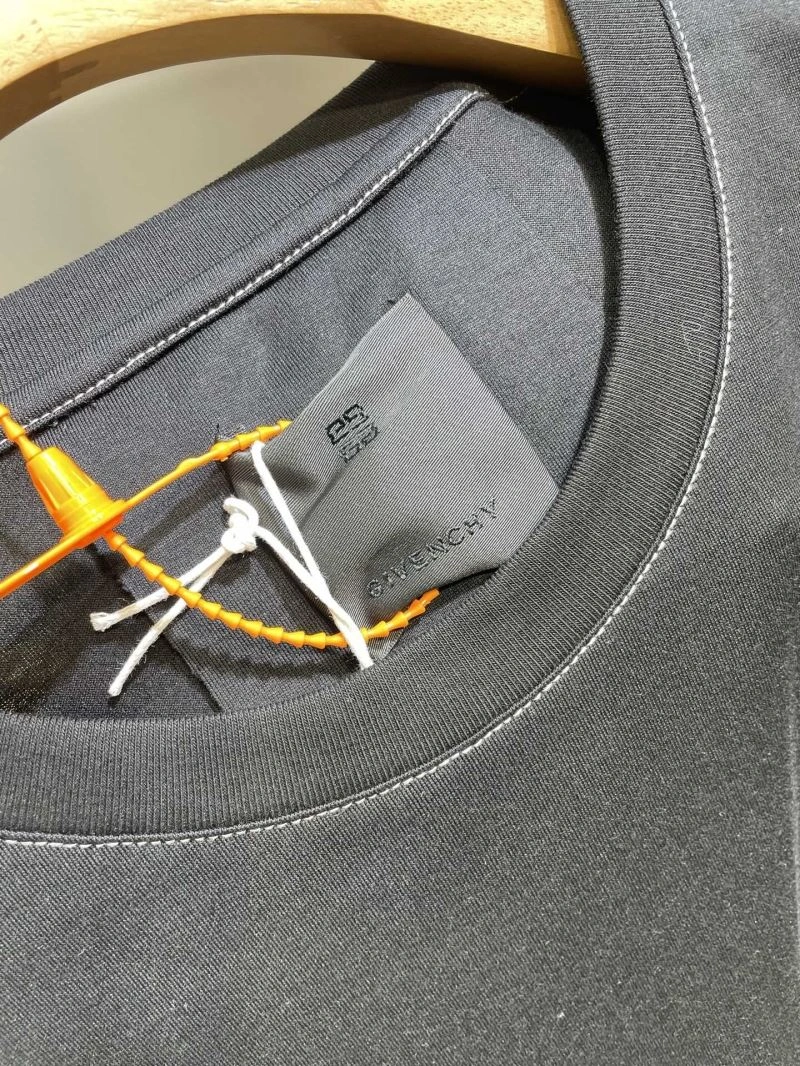 Givenchy T-Shirts Comfortable 123672