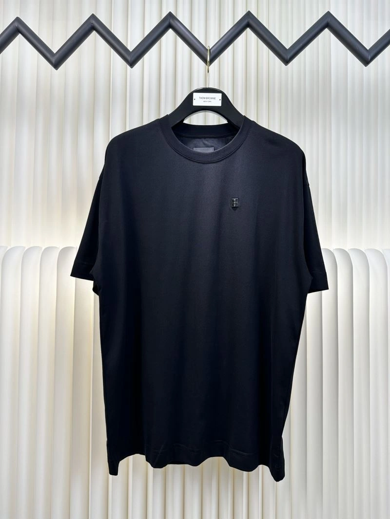 Lightweight Givenchy T-Shirts 123634