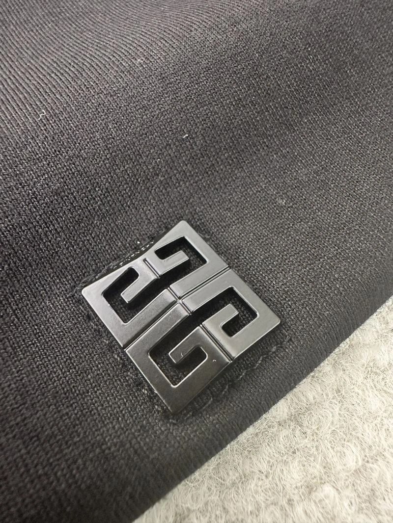 Lightweight Givenchy T-Shirts 123634