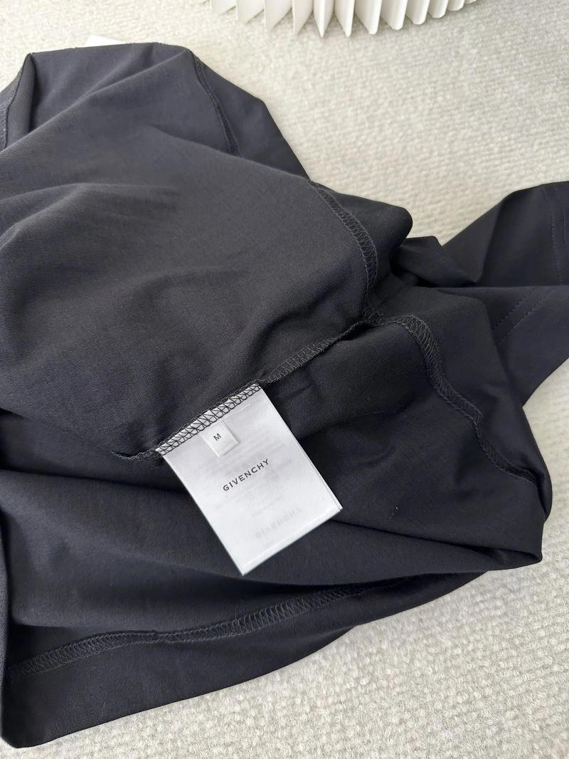 Givenchy T-Shirts Sustainable 123633