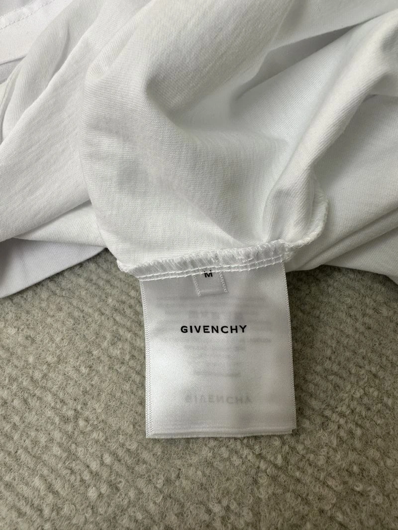 EyeCatching Givenchy T-Shirts 123632