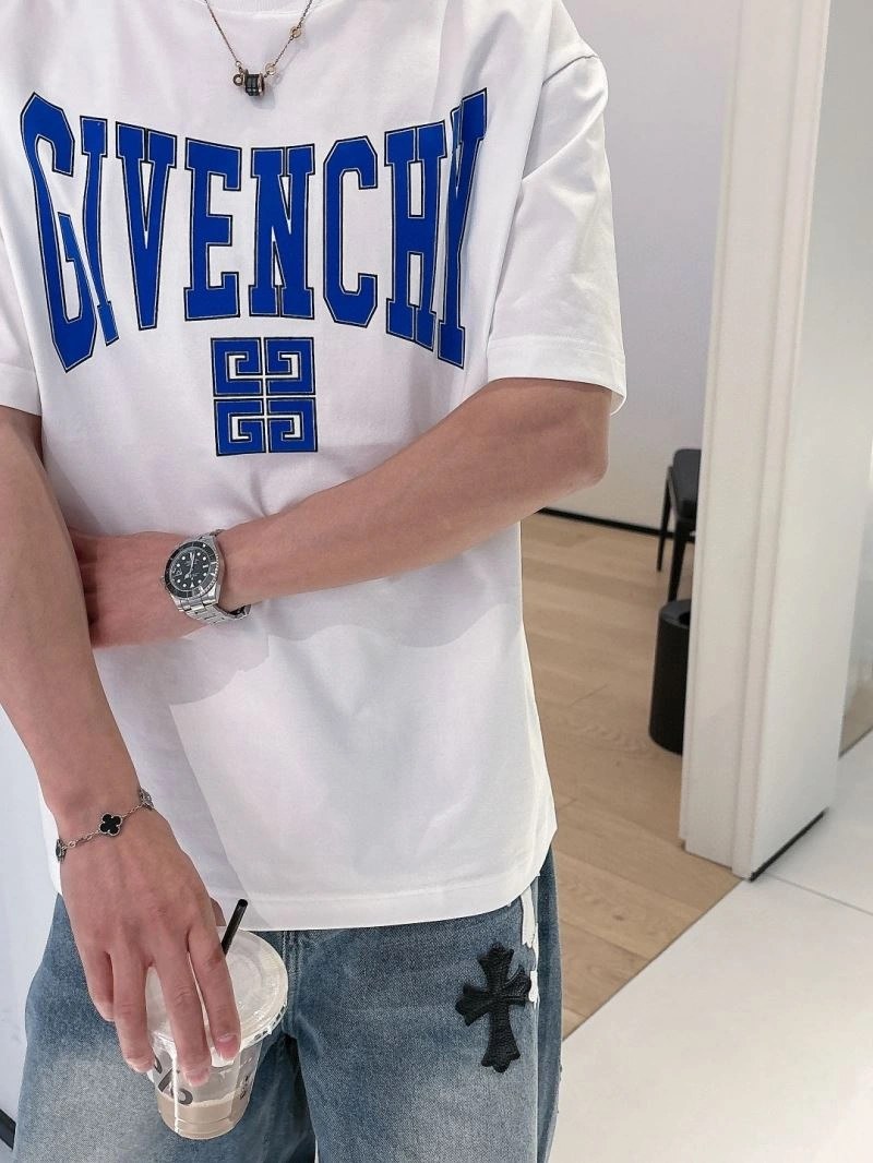 WellDesigned Givenchy T-Shirts 123630
