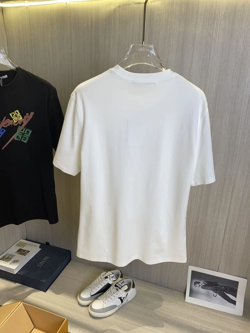 SunProtective Givenchy T-Shirts 123625