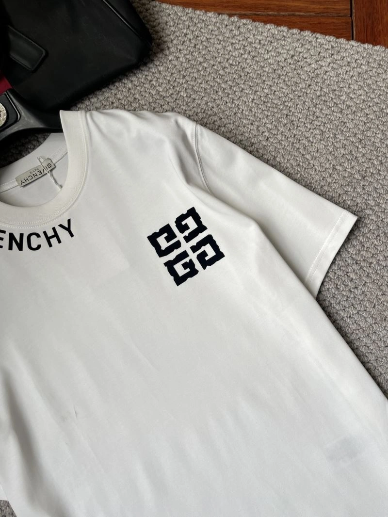RelaxedFit Givenchy T-Shirts 123620