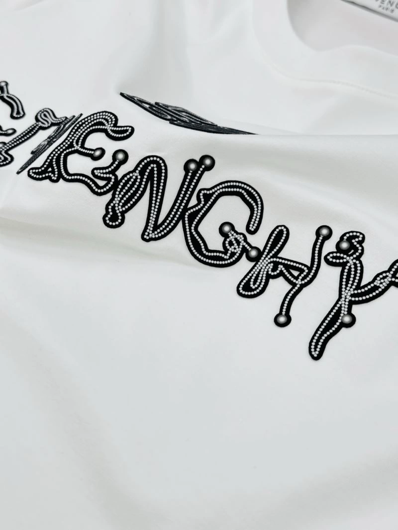 EyeCatching Givenchy T-Shirts 123619