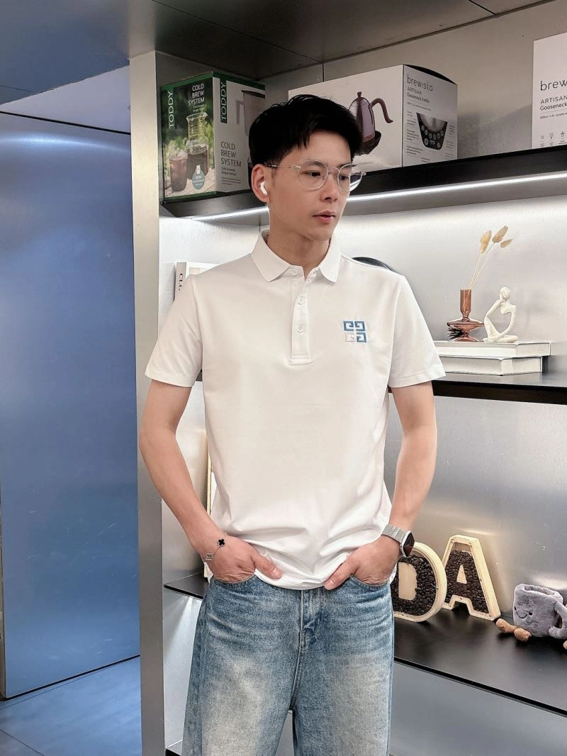 Givenchy T-Shirts RelaxedFit 123604