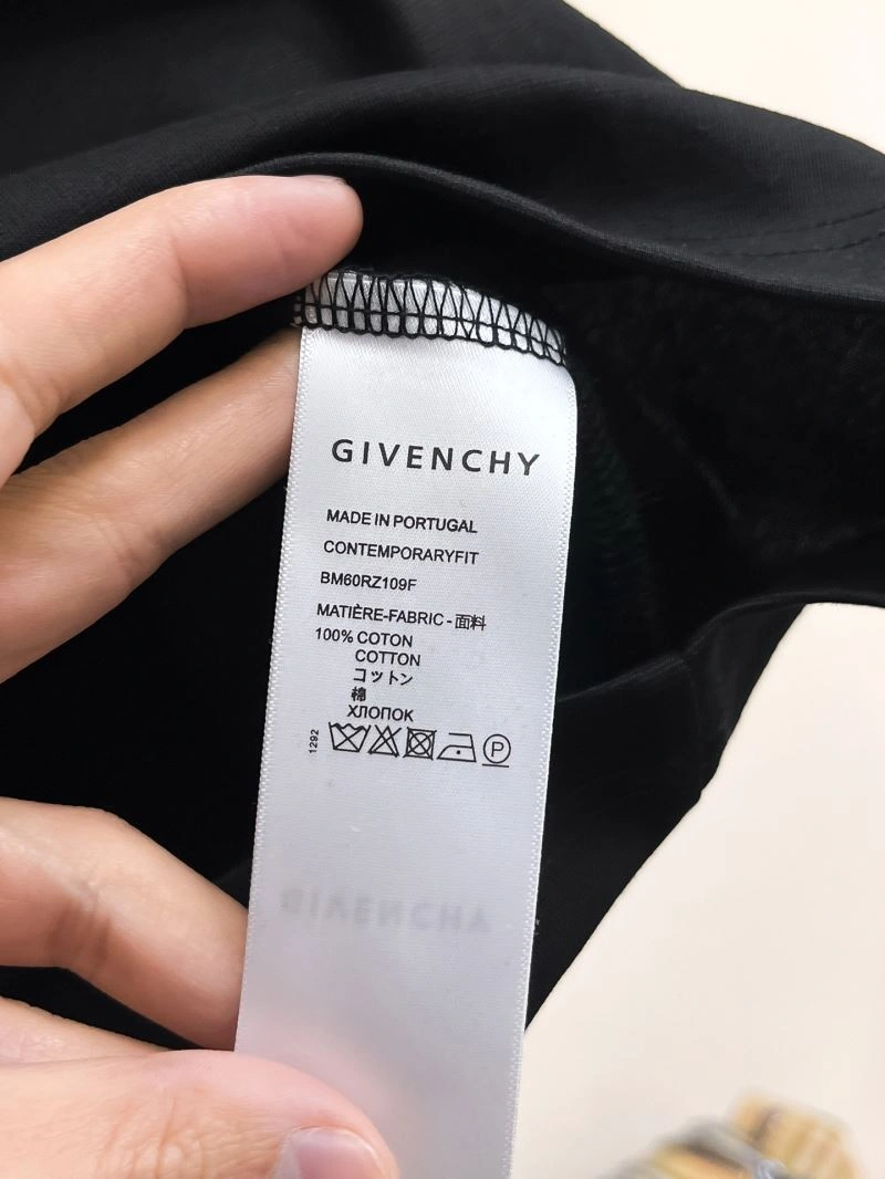 Bold Givenchy T-Shirts 123613