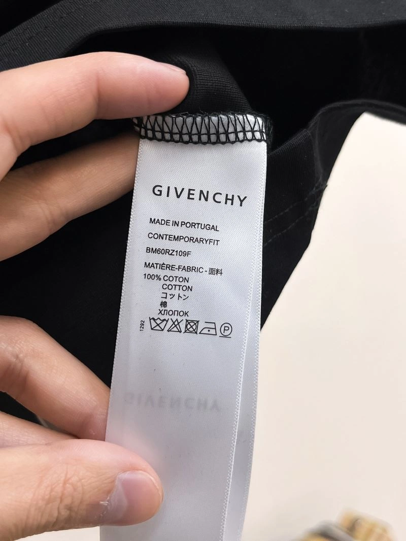 Givenchy T-Shirts OnTrend 123614