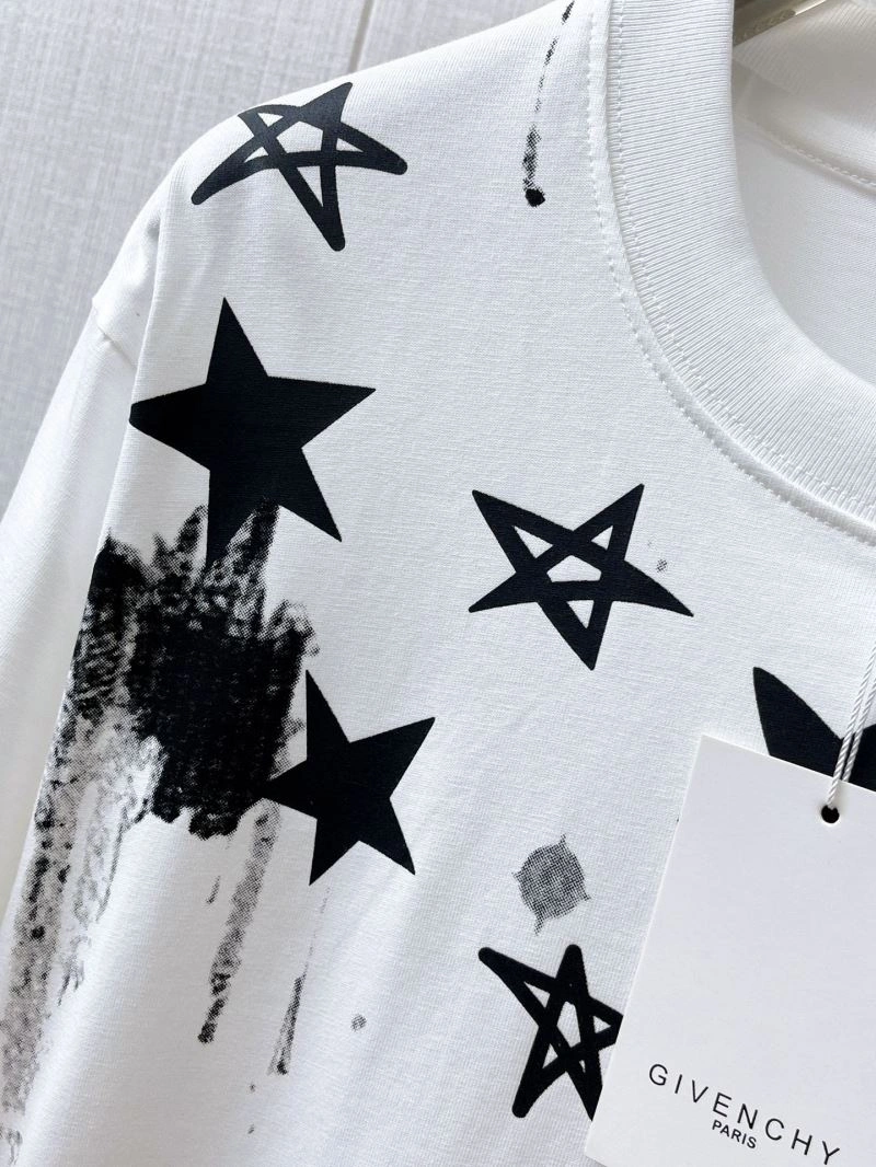 Givenchy T-Shirts Durable 123599
