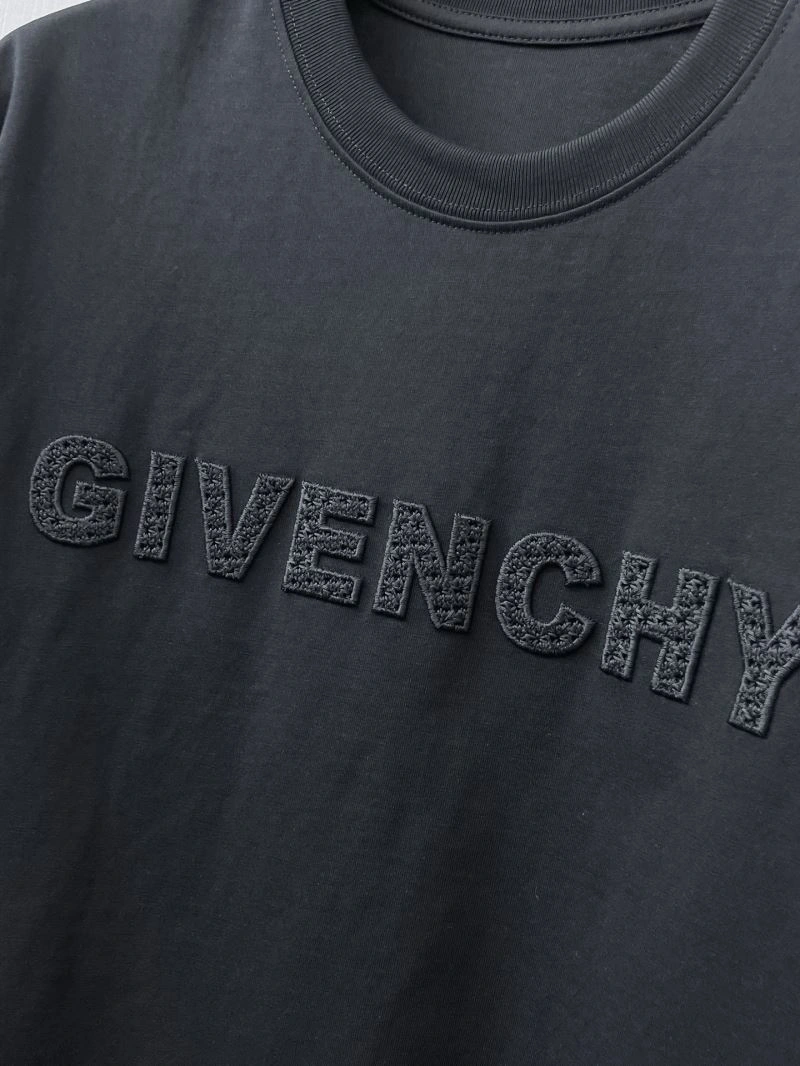 Elegant Givenchy T-Shirts 123595