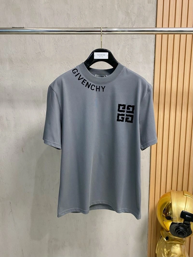 WellDesigned Givenchy T-Shirts 123598