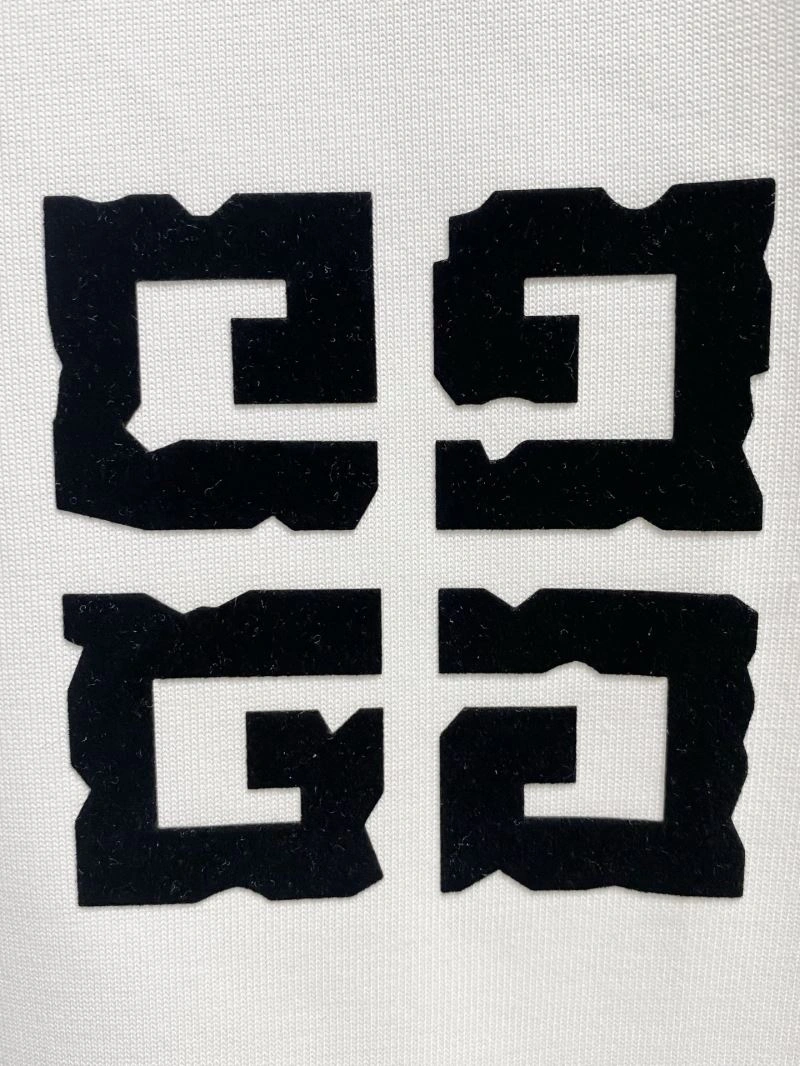 WellDesigned Givenchy T-Shirts 123598