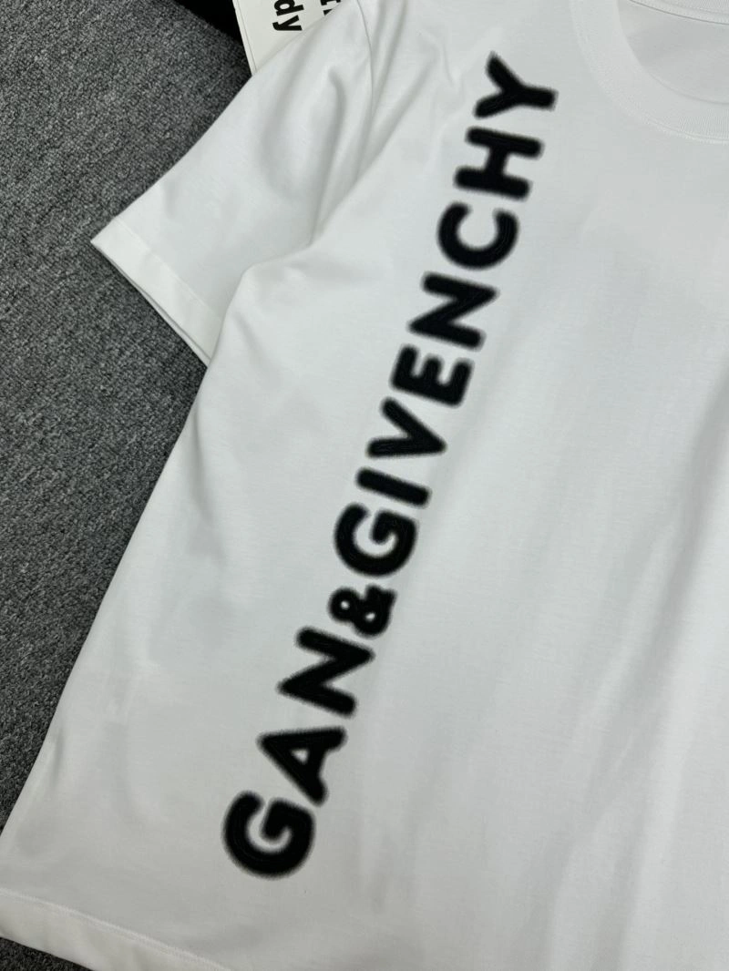 Givenchy T-Shirts Sustainable 123588