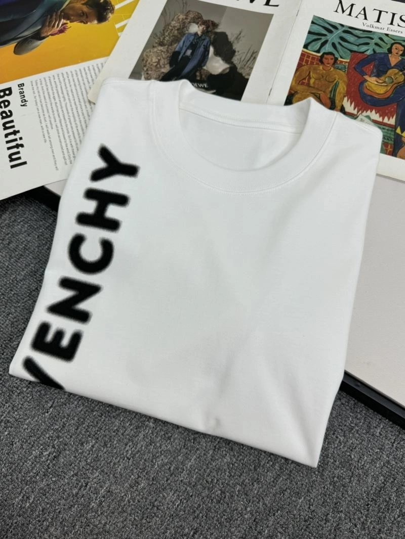 Givenchy T-Shirts Sustainable 123588