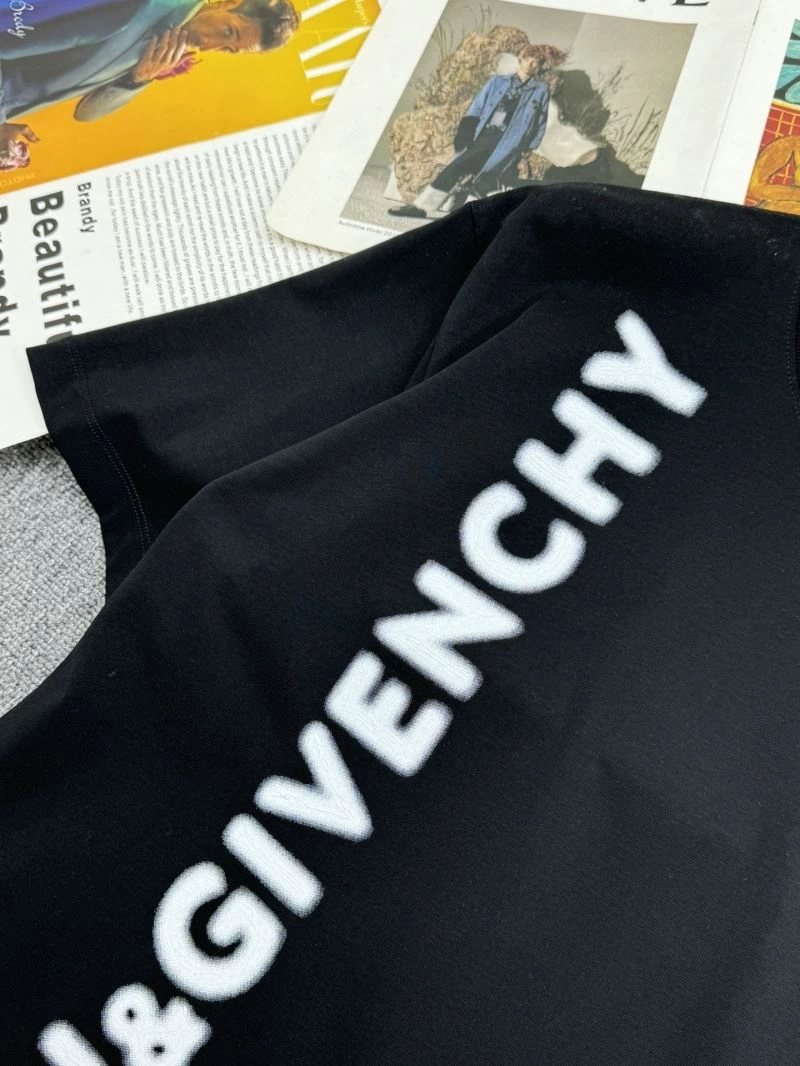 Tailored Givenchy T-Shirts 123587