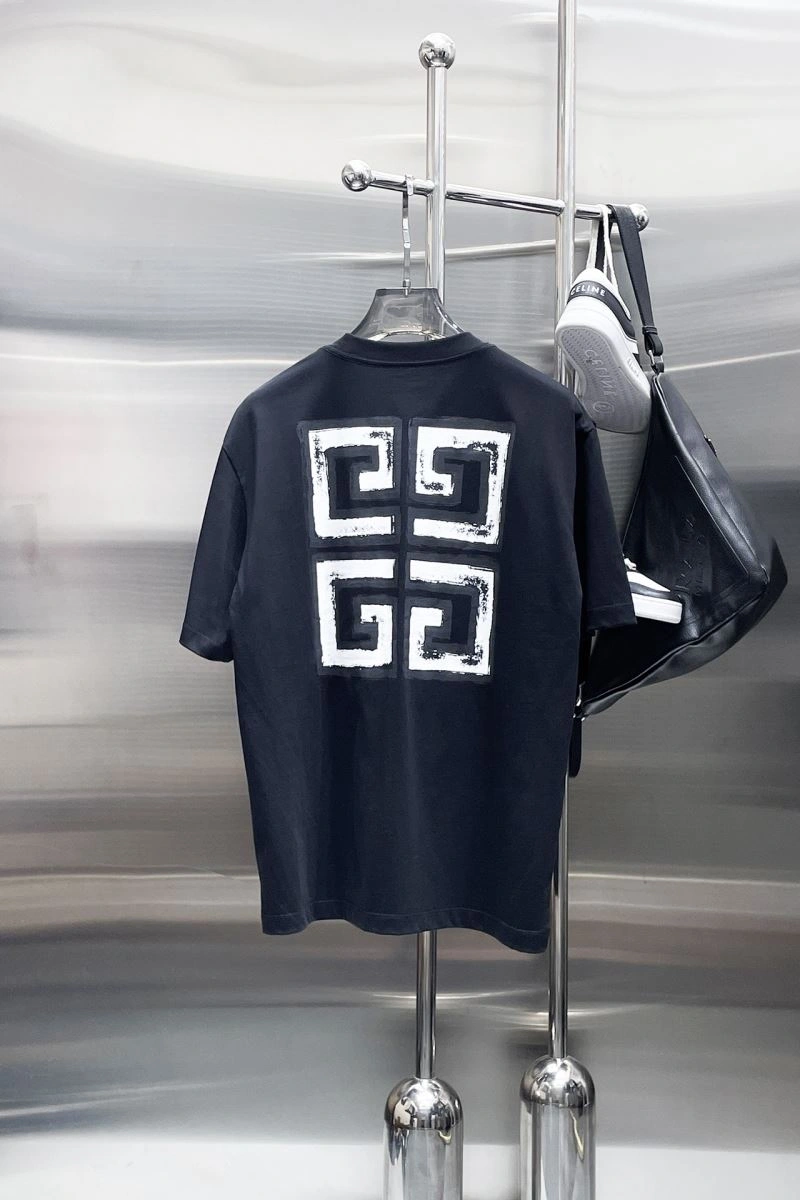 WrinkleFree Givenchy T-Shirts 123586