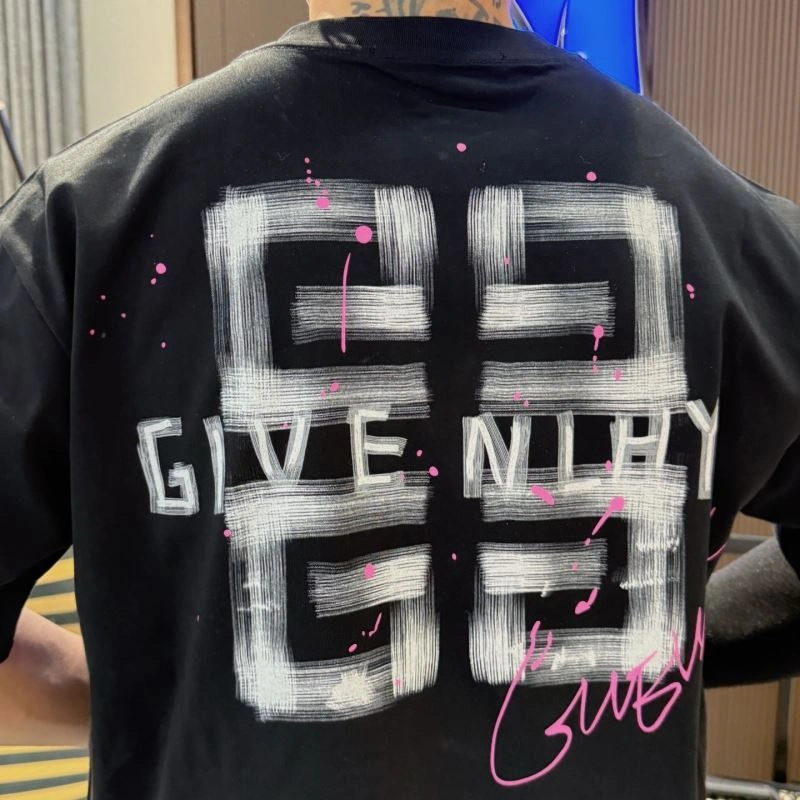 TravelReady Givenchy T-Shirts 123576