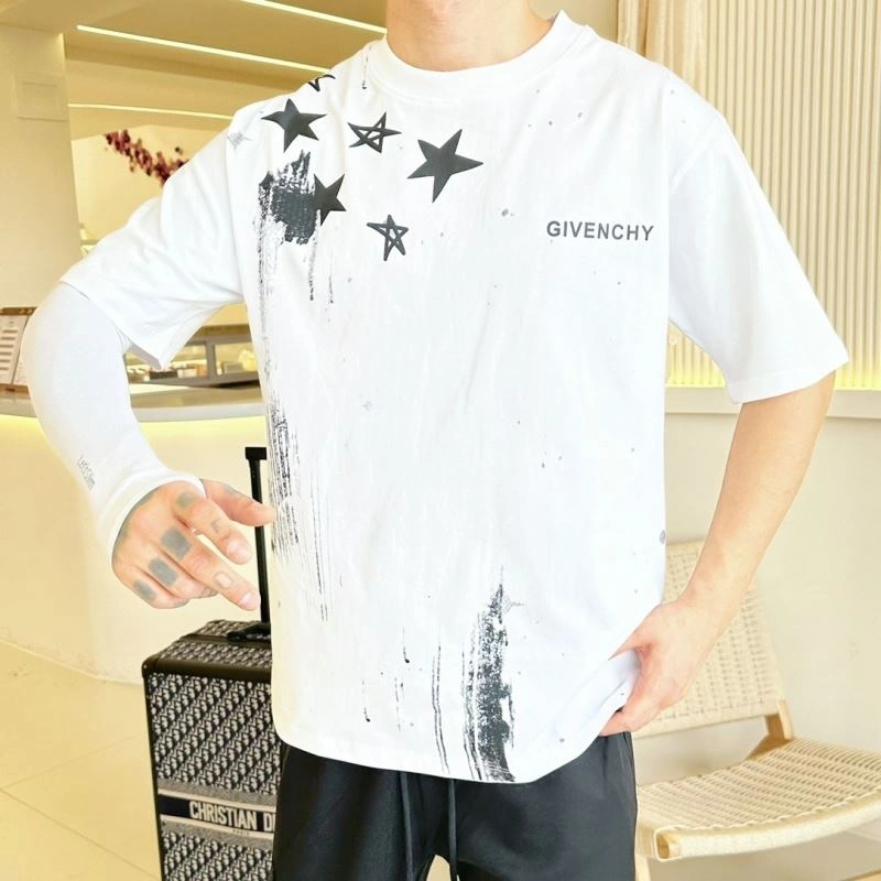 Stretchable Givenchy T-Shirts 123566