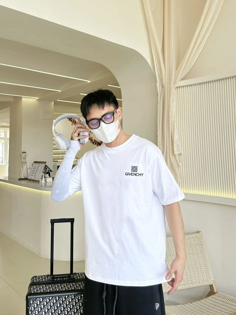 OdorResistant Givenchy T-Shirts 123570