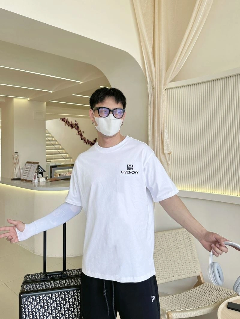 OdorResistant Givenchy T-Shirts 123570