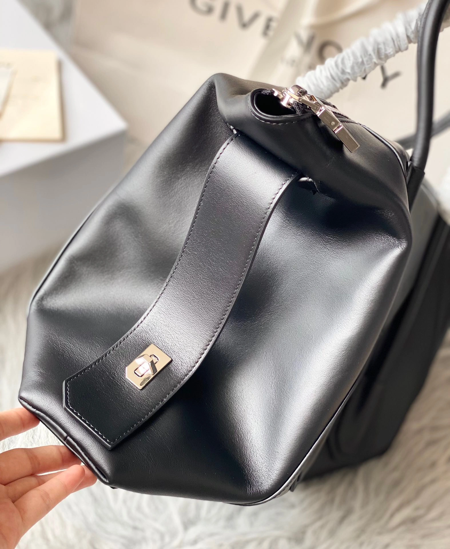 DailyWear Givenchy Top Handle Bags 71704