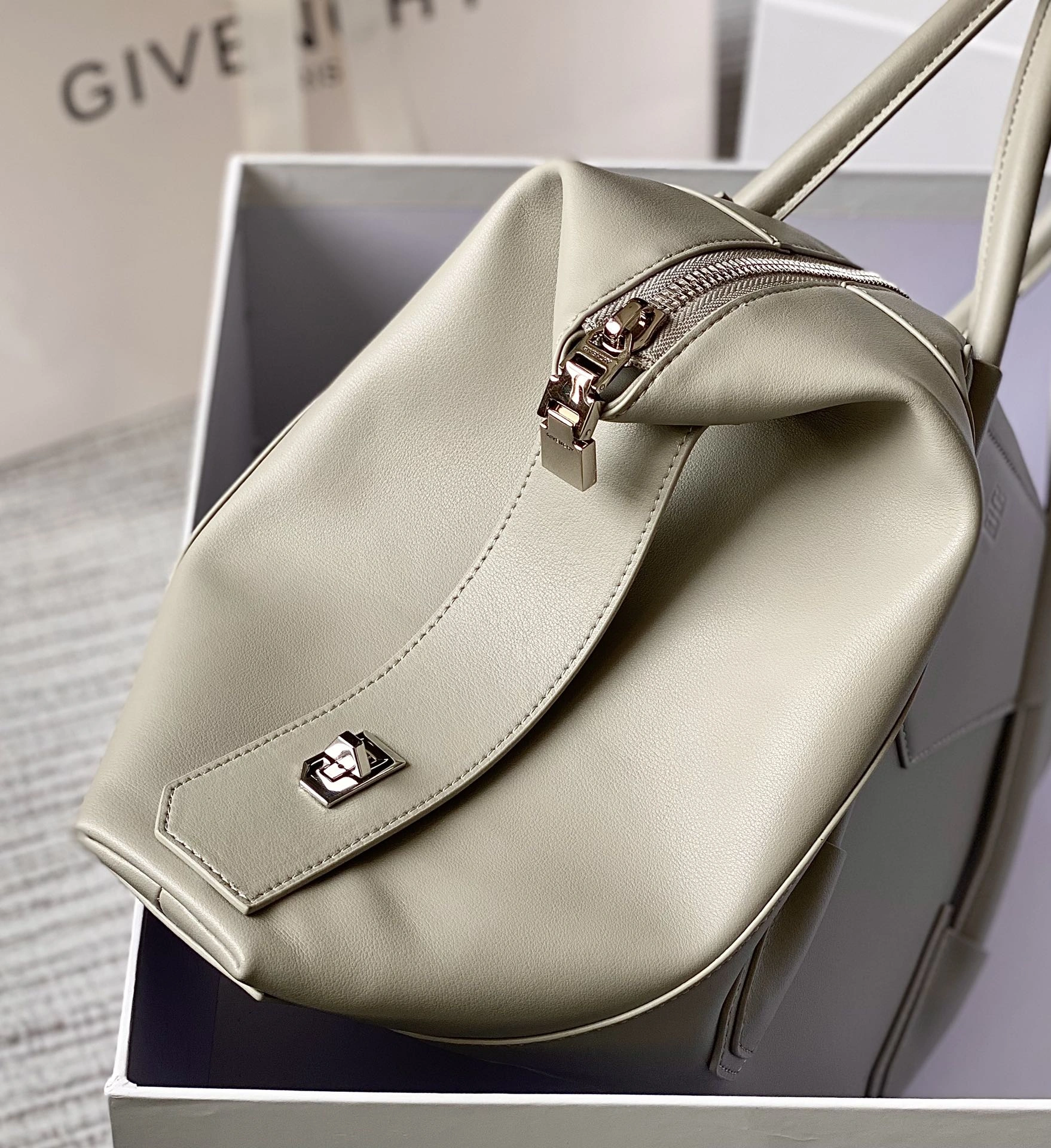Minimalist Givenchy Top Handle Bags 71691