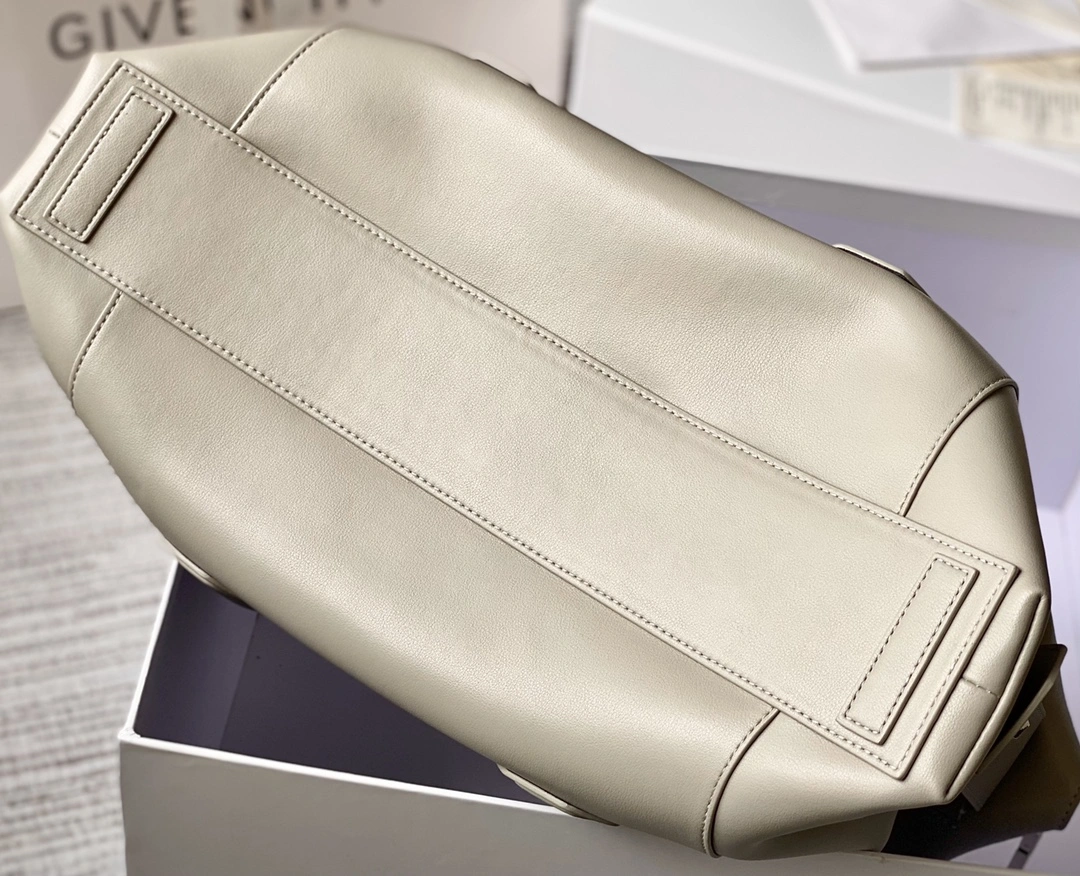 Minimalist Givenchy Top Handle Bags 71691