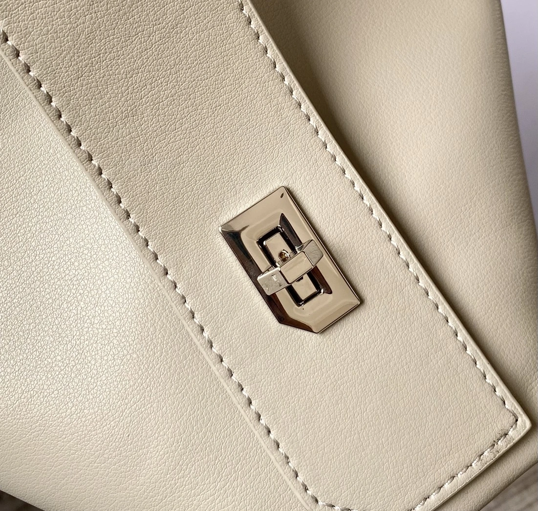 Minimalist Givenchy Top Handle Bags 71691