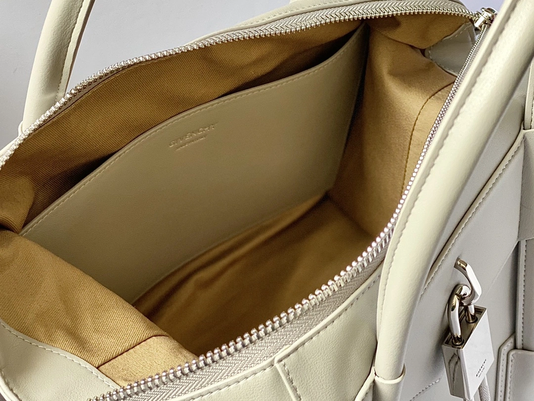 Minimalist Givenchy Top Handle Bags 71691